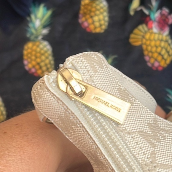 Brand New Michael Kors Cream Round Toe Bow Ankle Strap Zipper Flats Dress Shoes - Picture 14 of 16